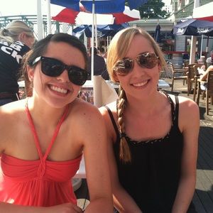 Meet your Posher, Lacey